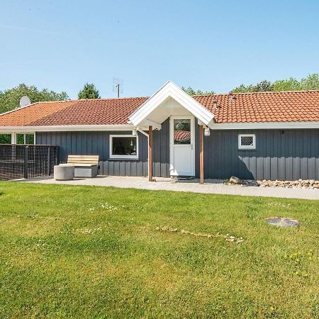 8 Person Holiday Home In Hejls Εξωτερικό φωτογραφία
