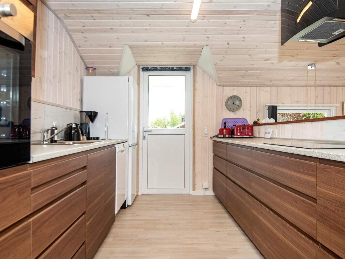 8 Person Holiday Home In Hejls Εξωτερικό φωτογραφία